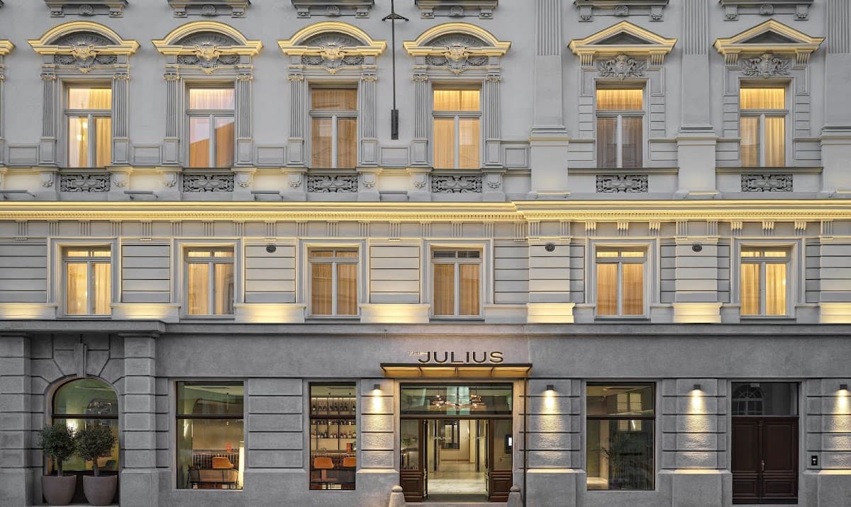 The Julius Prague