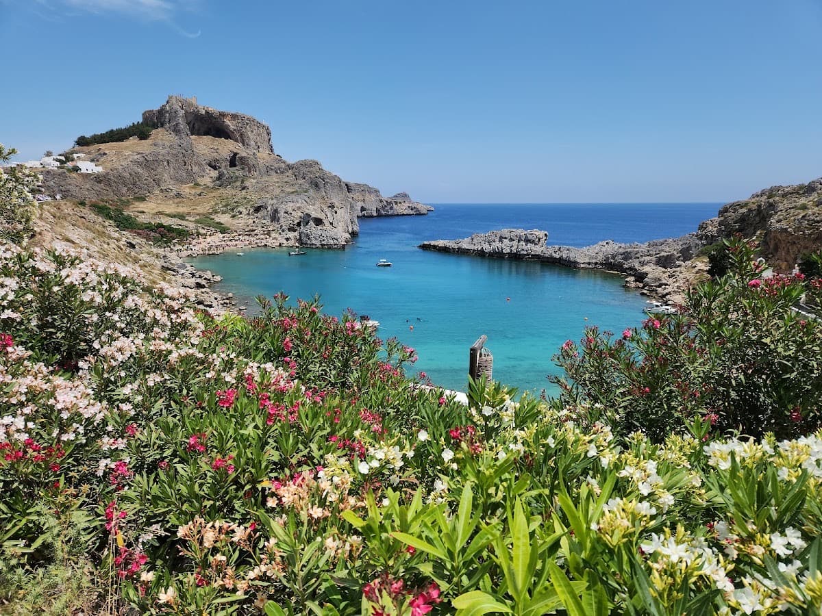 Mikros Gialos beach