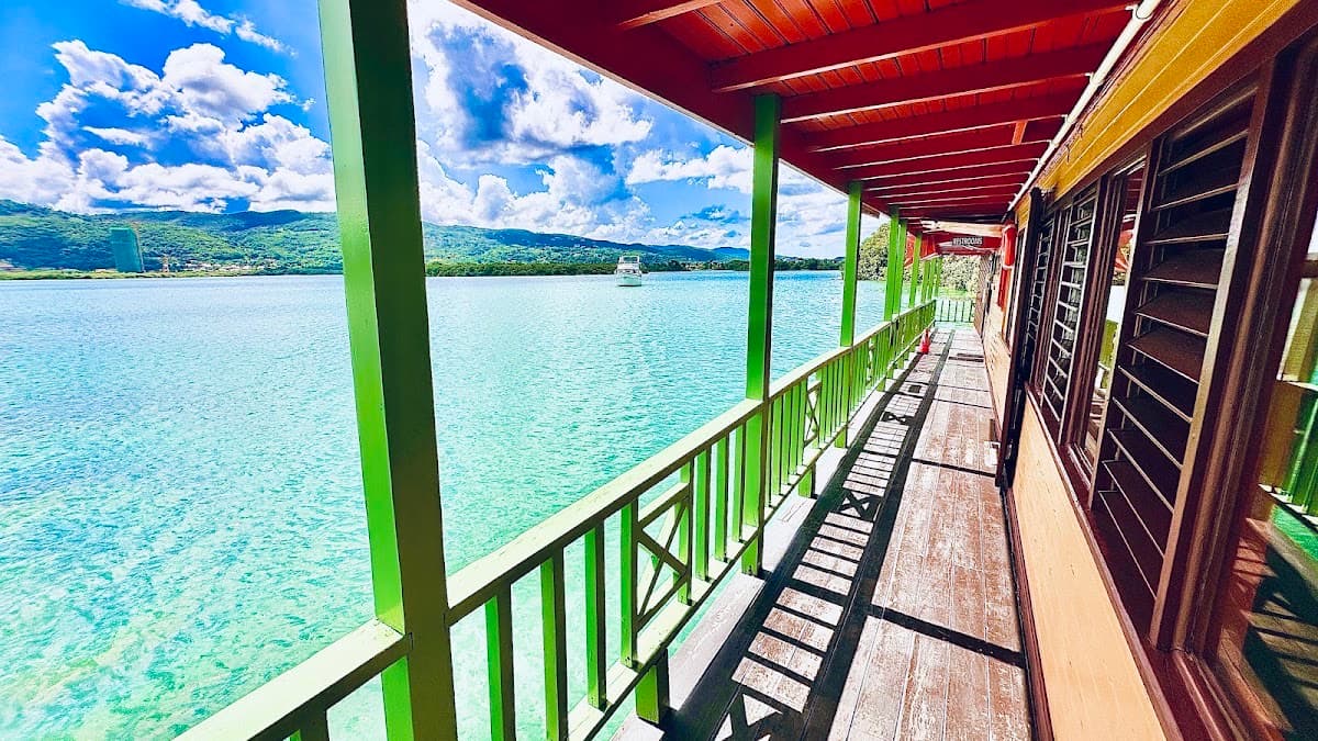 House Boat Grill Restaurant