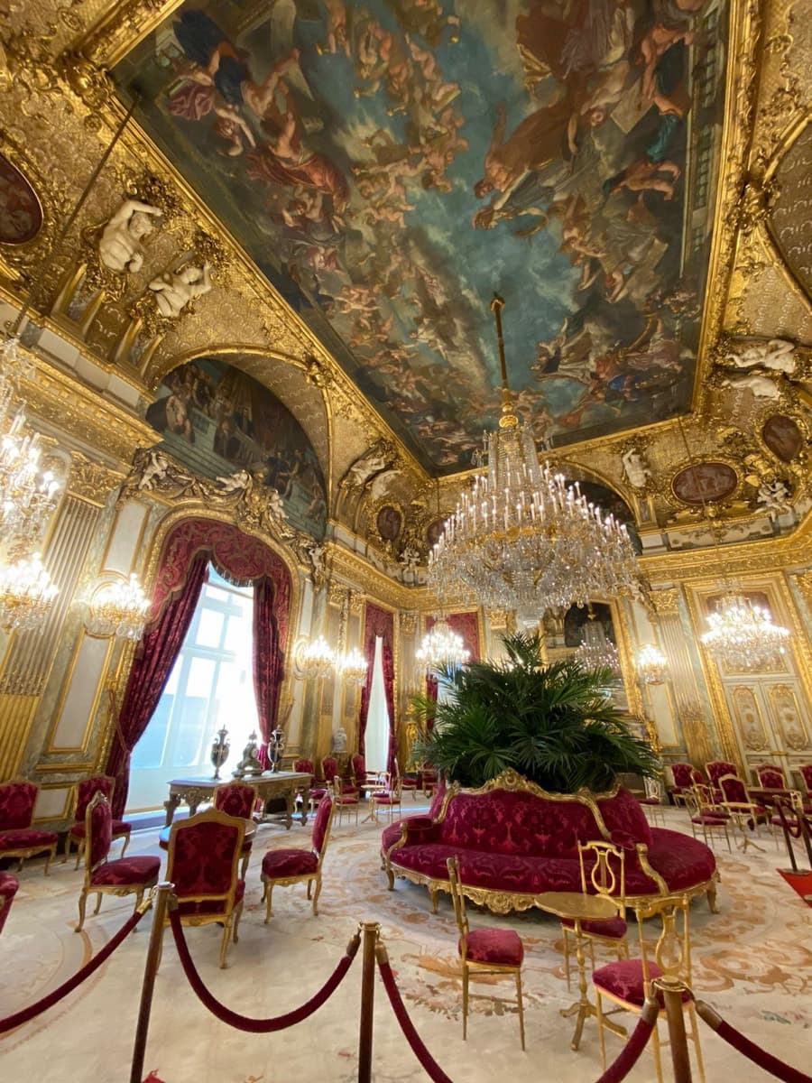 Louvre Museum