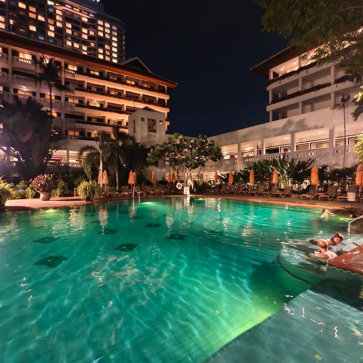 Anantara Riverside Bangkok Resort — Bild 1