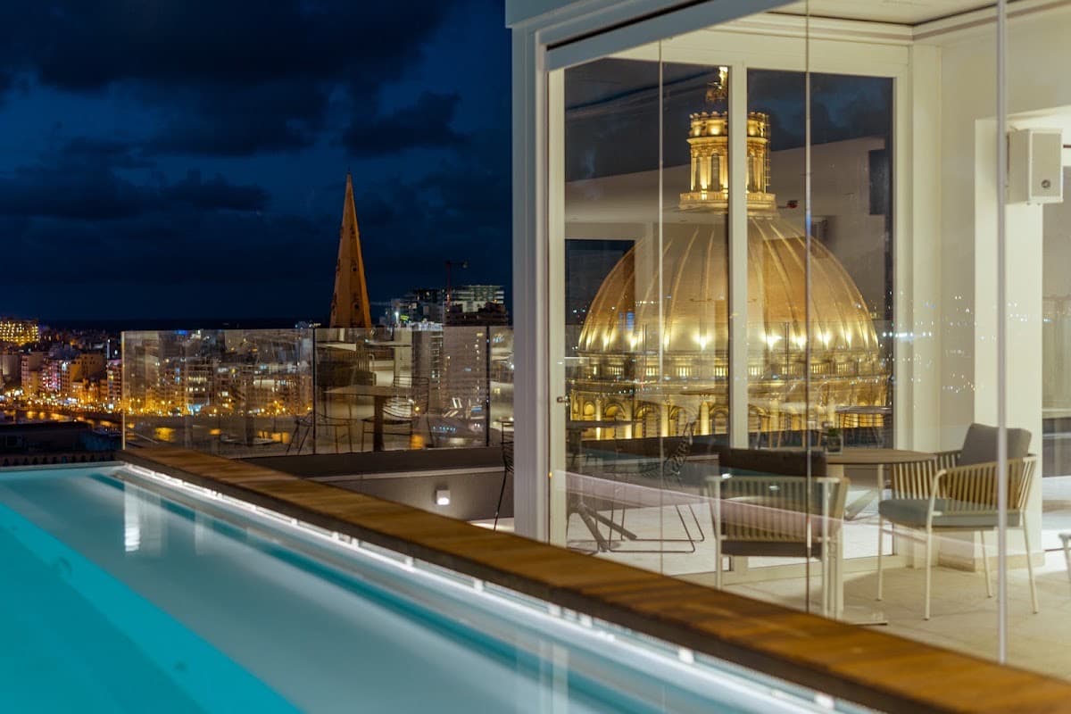 The Embassy Valletta Hotel — Bild 1