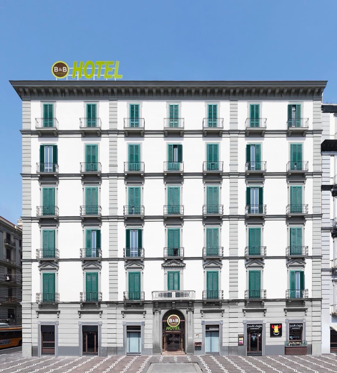 B&B HOTEL Napoli — Bild 5